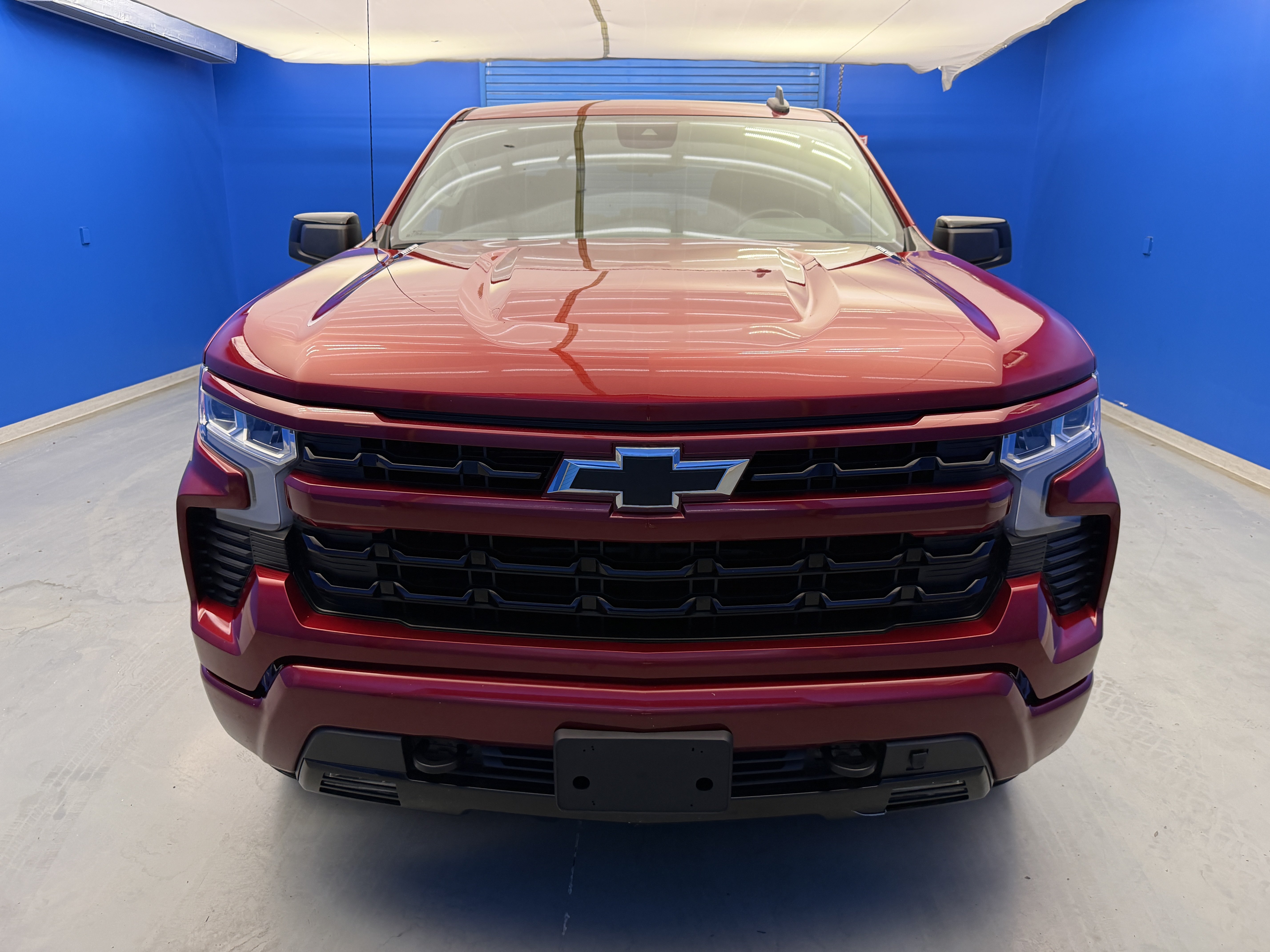 Used 2023 Chevrolet Silverado 1500 RST AWD/4WD image 3