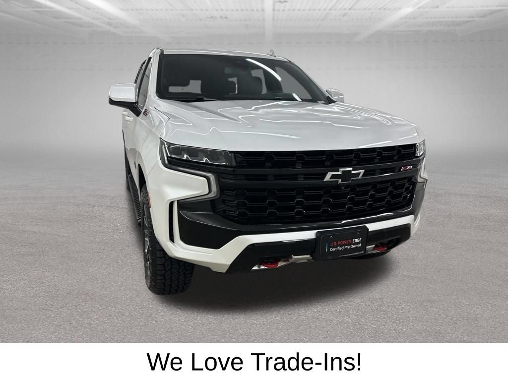 Used 2024 Chevrolet Tahoe Z71 w/ Luxury Package AWD/4WD image 3