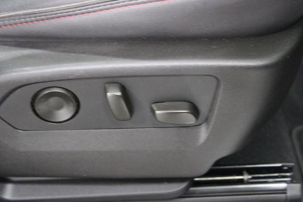 Used 2022 Chevrolet Tahoe RST w/ Luxury Package image 28