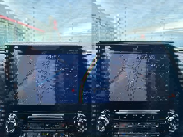 Used 2021 Toyota Highlander Platinum image 35