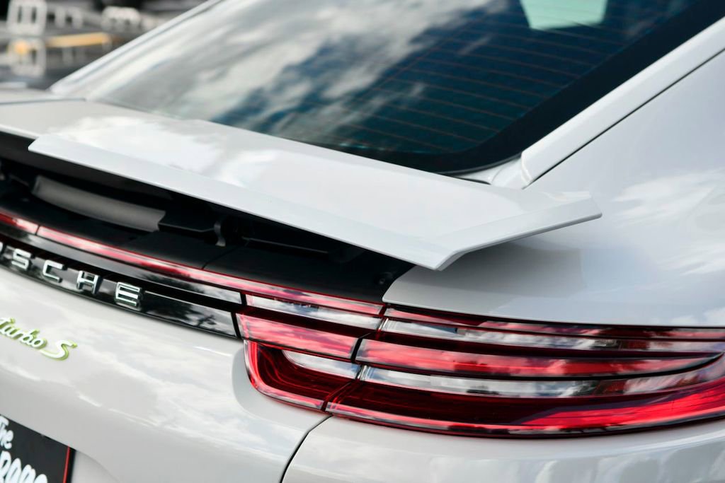 Used 2018 Porsche Panamera Turbo S image 17