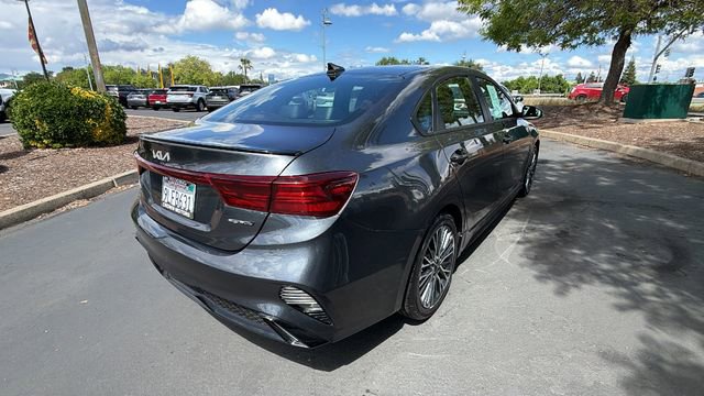 Used 2024 Kia Forte GT-Line w/ GT-Line Premium Package FWD image 4