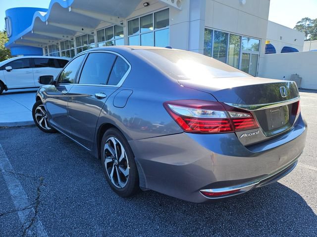Used 2017 Honda Accord EX-L image 10