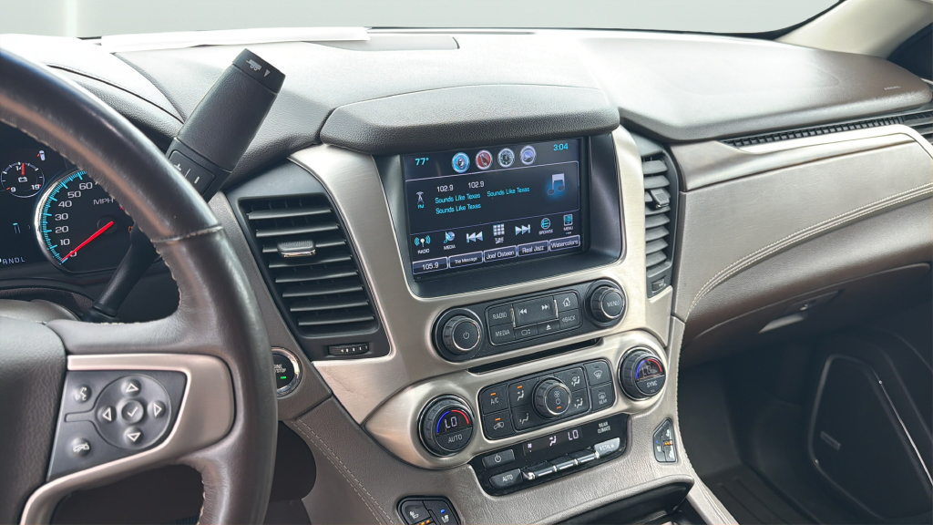 Used 2018 GMC Yukon Denali RWD image 15