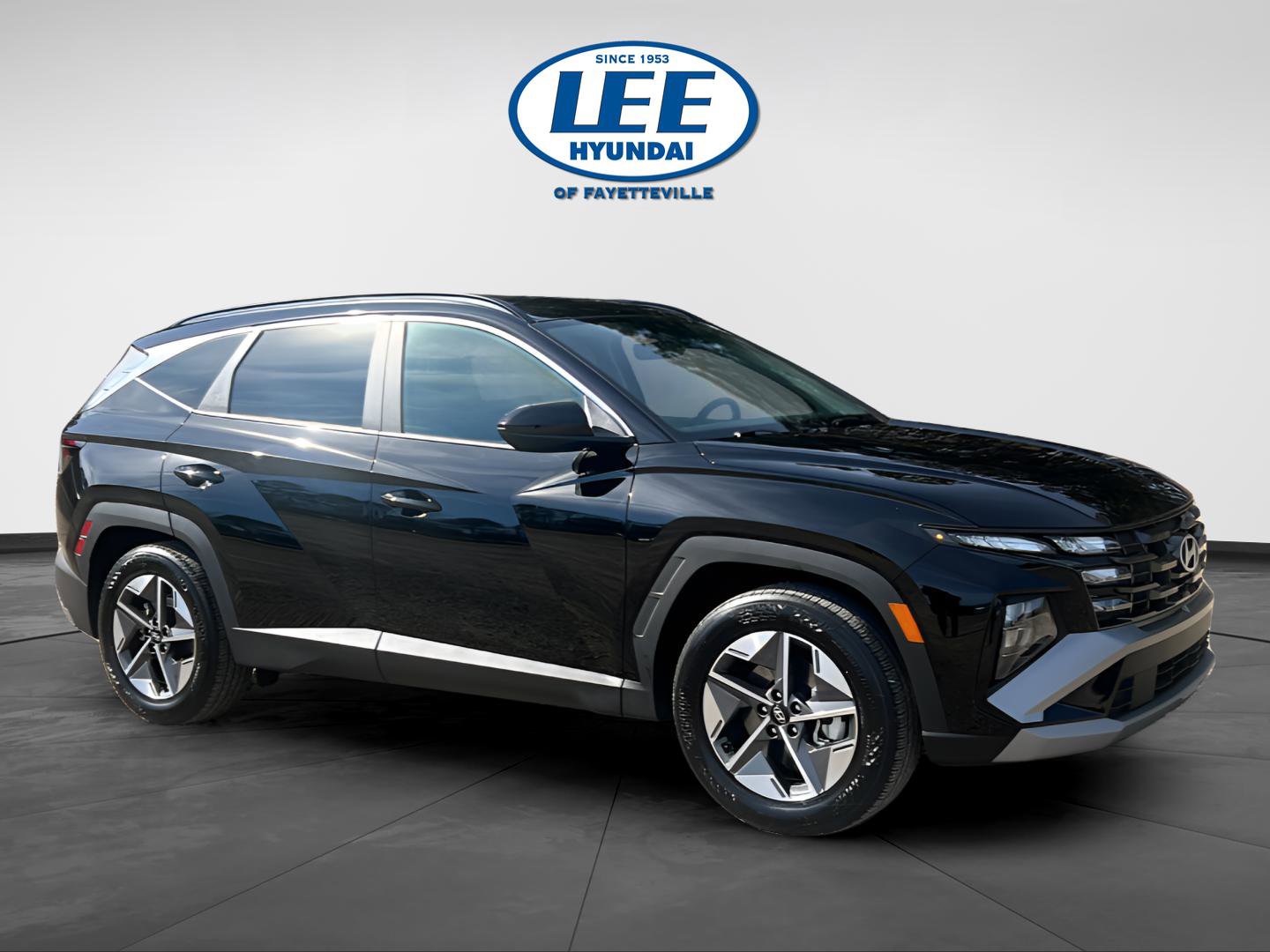 Certified 2025 Hyundai Tucson SEL FWD image 1