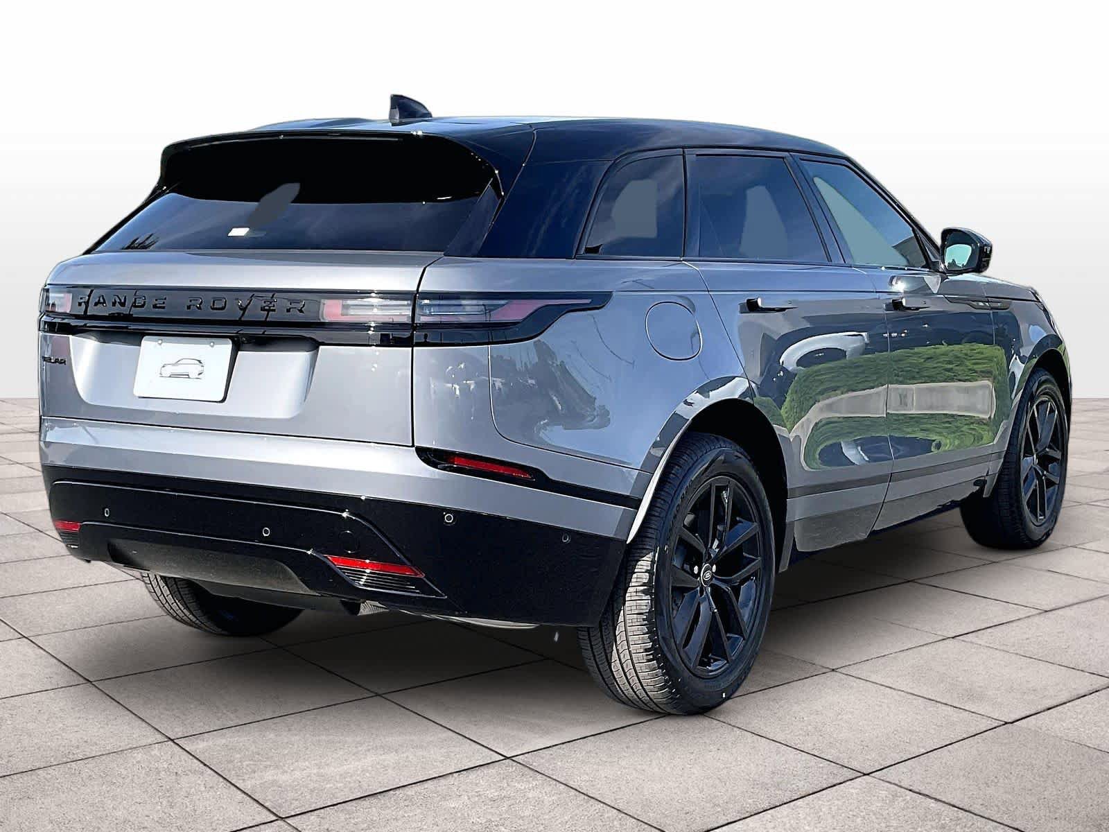 New 2026 Land Rover Range Rover Velar Dynamic SE AWD/4WD image 4