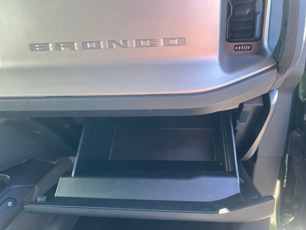 Used 2025 Ford Bronco Outer Banks AWD/4WD image 29
