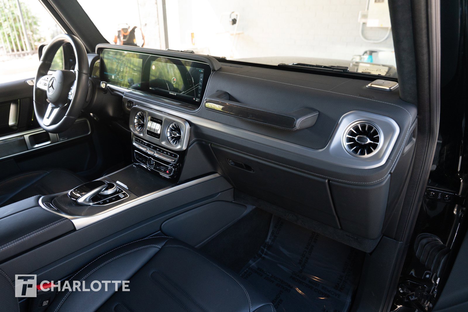 Used 2024 Mercedes-Benz G 550 image 32