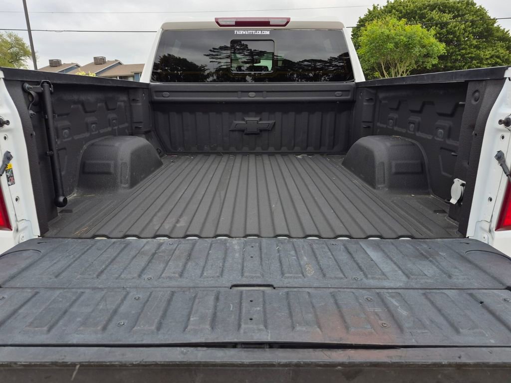 Used 2021 Chevrolet Silverado 1500 LT Trail Boss w/ Convenience Package II AWD/4WD image 11