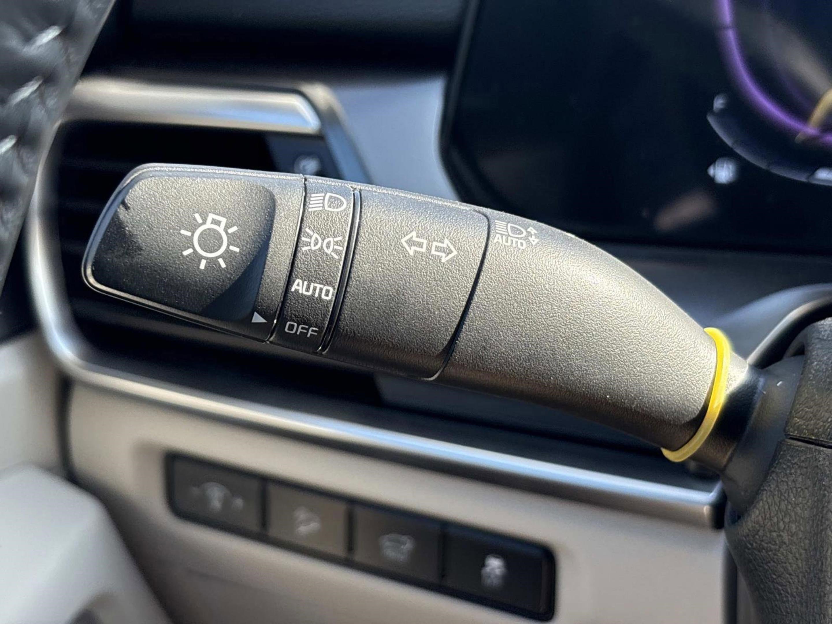 New 2025 Kia Telluride S image 24