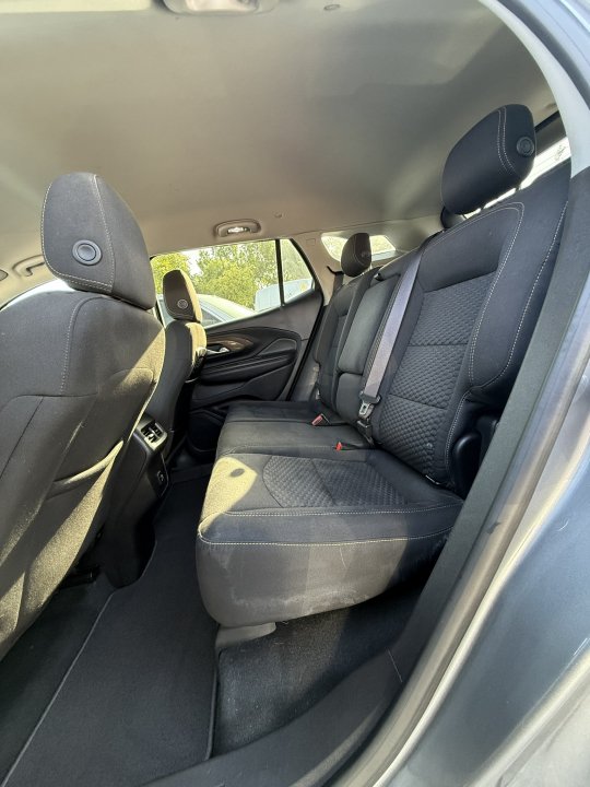 Used 2018 GMC Terrain SLE w/ Driver Convenience Package AWD/4WD image 11