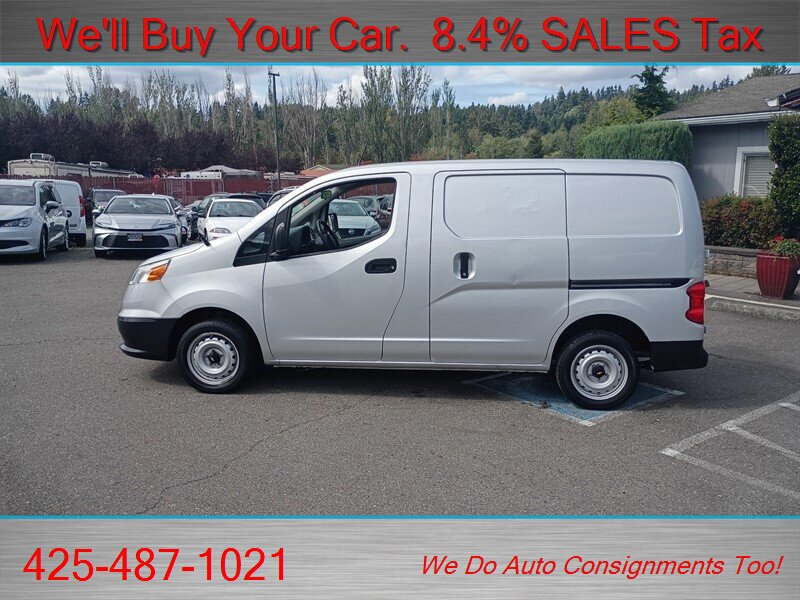 Used 2017 Chevrolet City Express LT w/ Technology Package FWD image 4