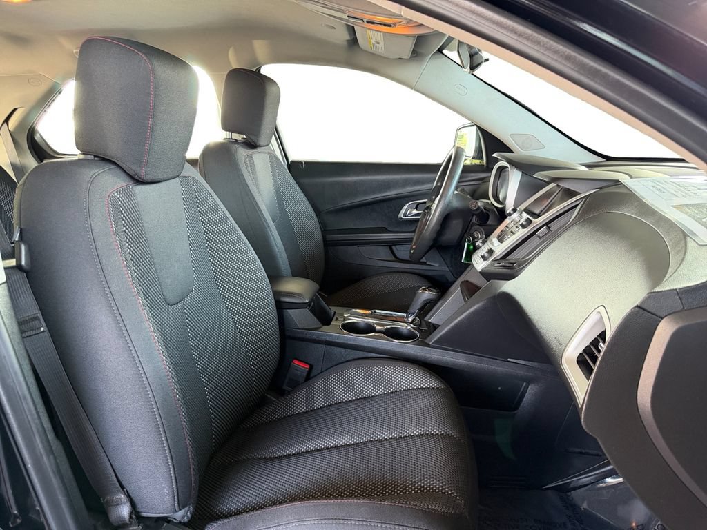 Used 2017 Chevrolet Equinox LS AWD/4WD image 17