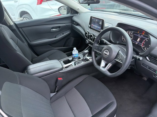 Used 2024 Nissan Sentra SV image 8
