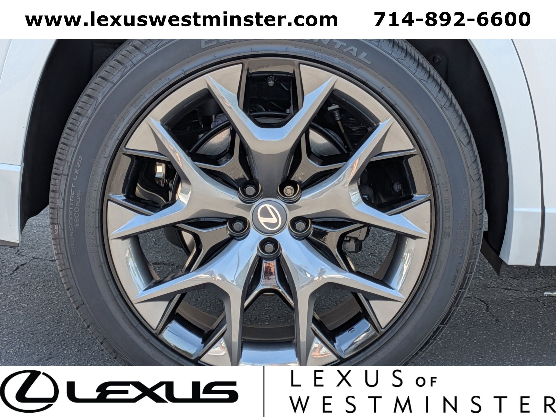 New 2026 Lexus TX 500h AWD image 2