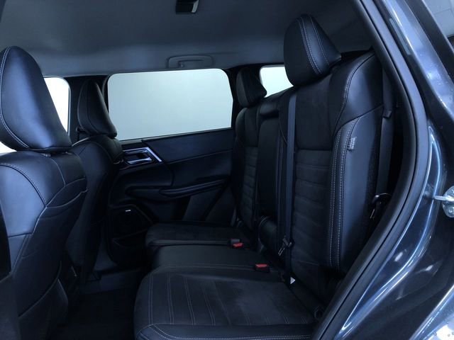 Used 2025 Mitsubishi Outlander SE AWD/4WD image 20