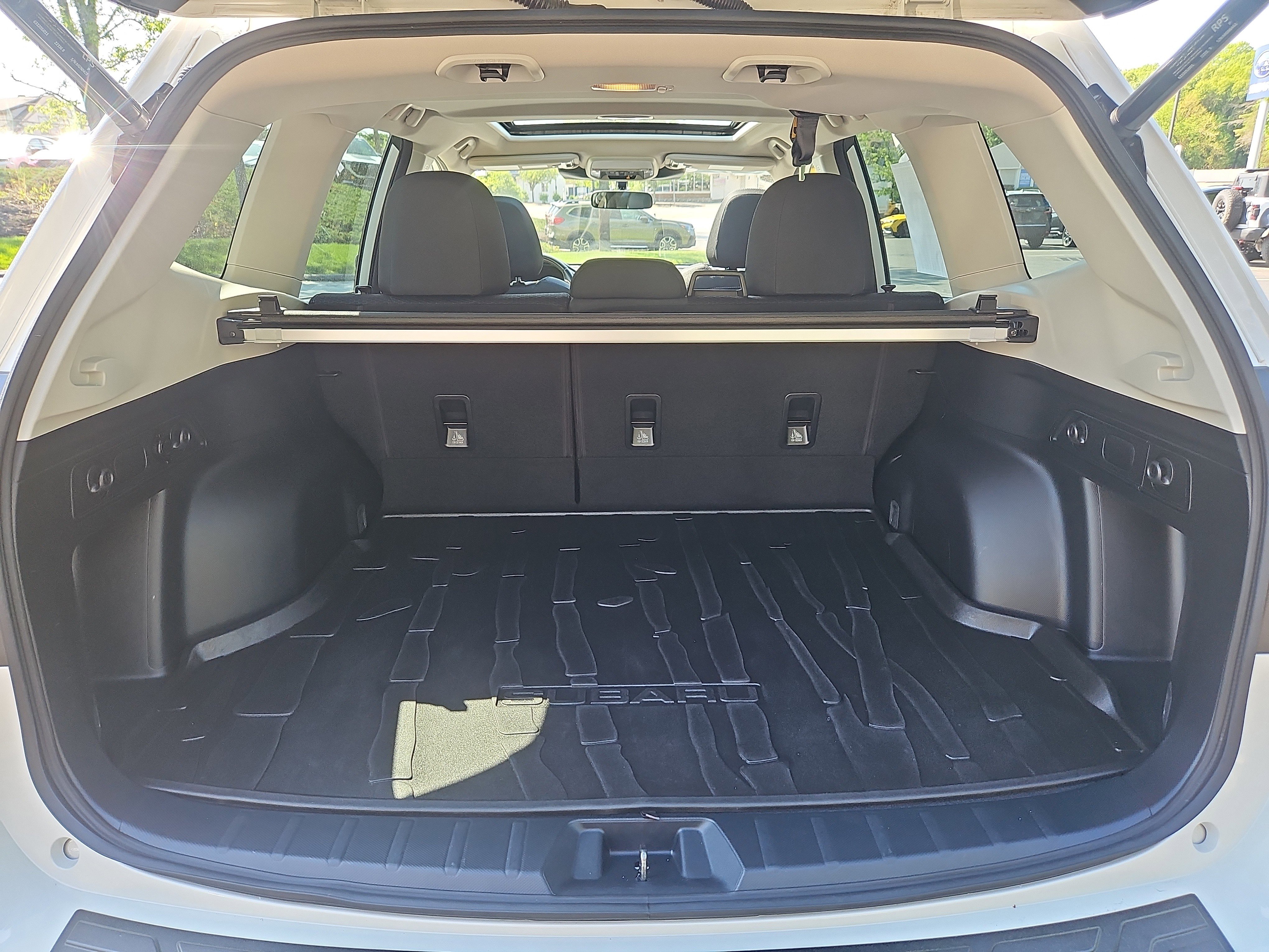 Certified 2023 Subaru Forester Premium AWD/4WD image 31