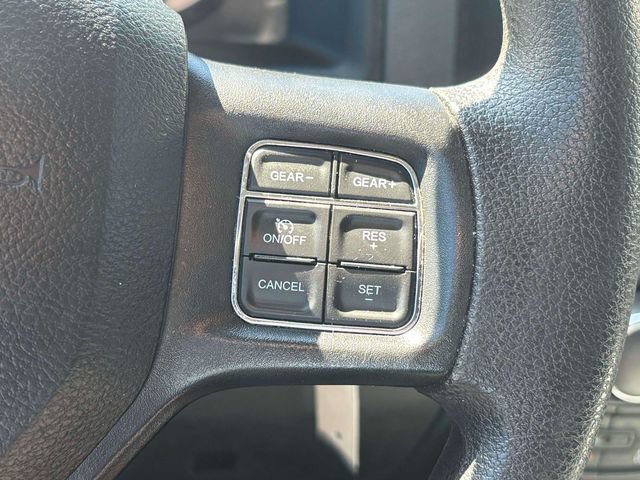 Used 2018 RAM 1500 Express AWD/4WD image 13