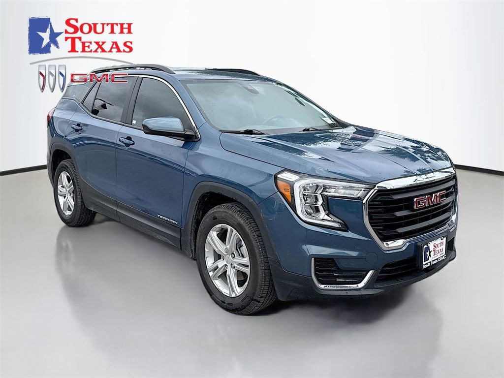 Used 2024 GMC Terrain SLE w/ Driver Convenience Package FWD image 1