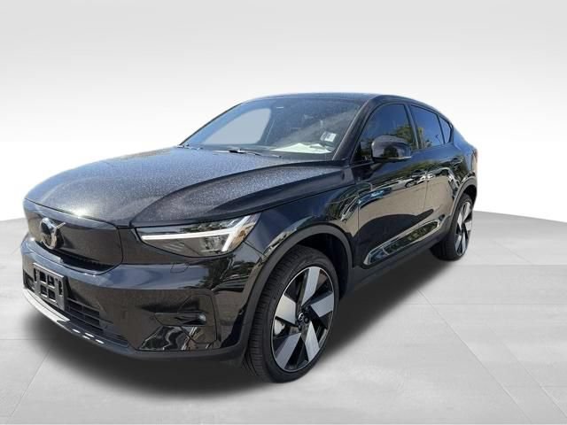 Used 2023 Volvo C40 P8 Recharge Ultimate w/ Protection Package Premier AWD/4WD image 2