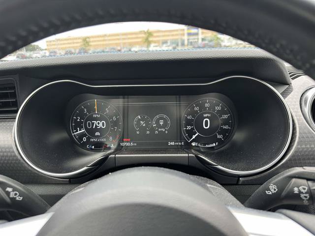 Used 2018 Ford Mustang GT Premium w/ GT Performance Package RWD image 16