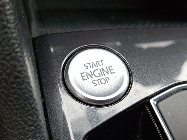 Used 2021 Volkswagen Tiguan SEL image 22