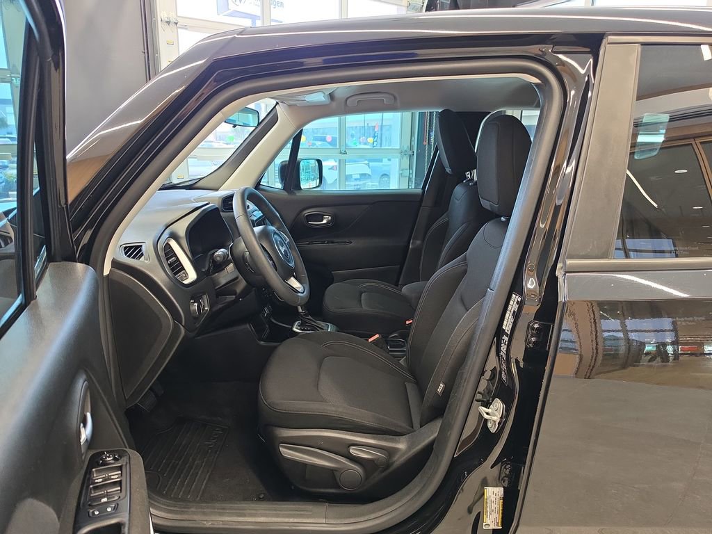 Used 2020 Jeep Renegade Sport FWD image 14