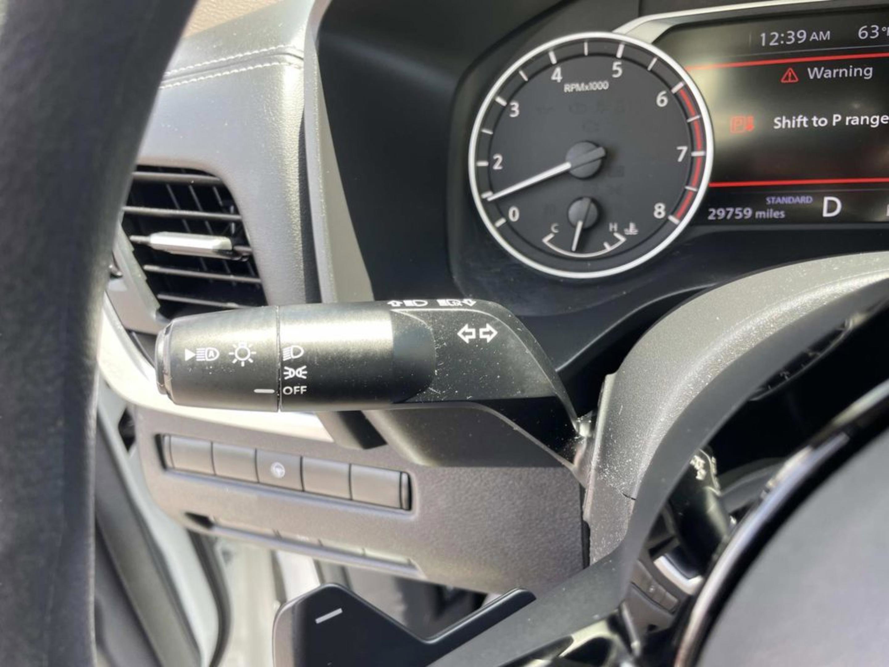 Used 2023 Nissan Rogue SV FWD image 29