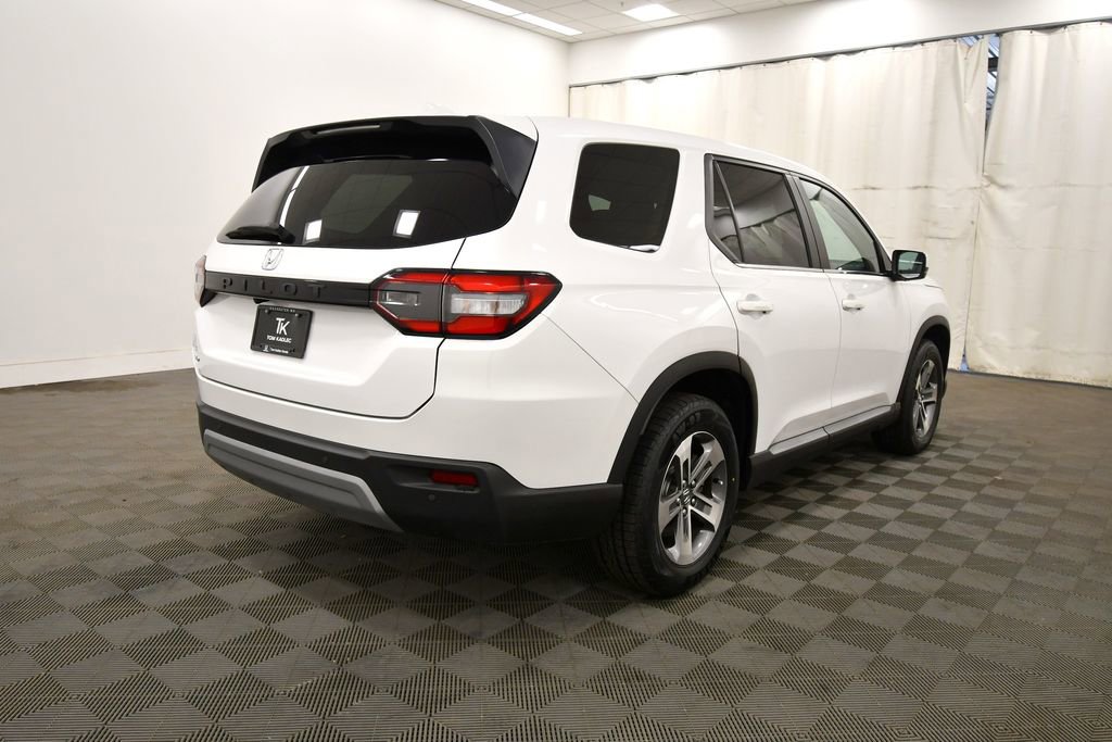 Certified 2025 Honda Pilot EX-L image 8