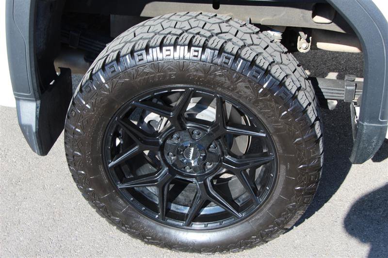 Used 2022 GMC Sierra 1500 AT4X image 14