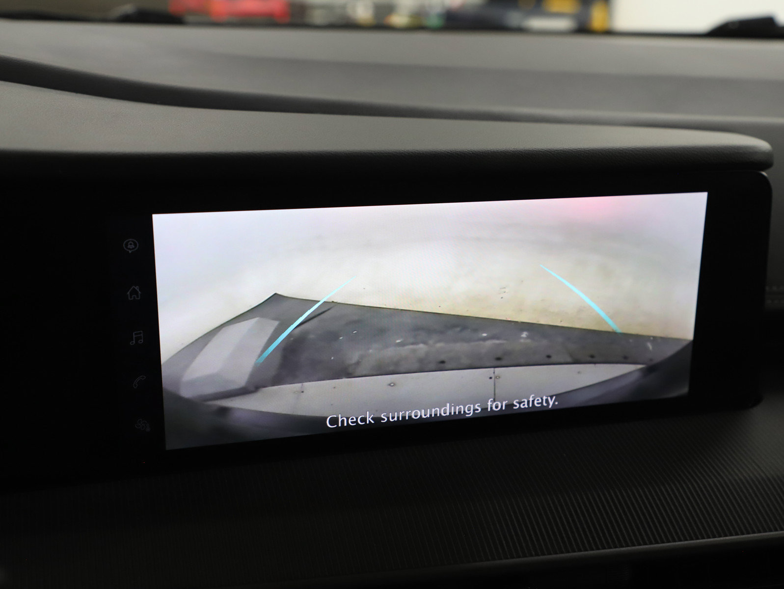 Used 2025 Nissan Murano SV AWD/4WD image 23