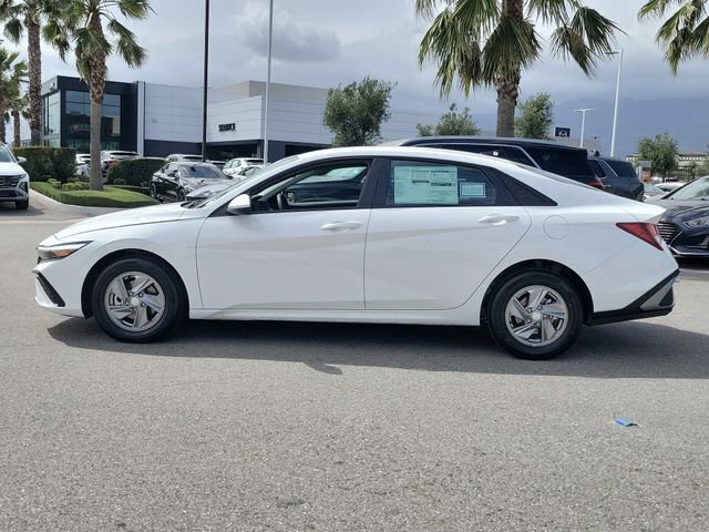 New 2026 Hyundai Elantra SE FWD image 30