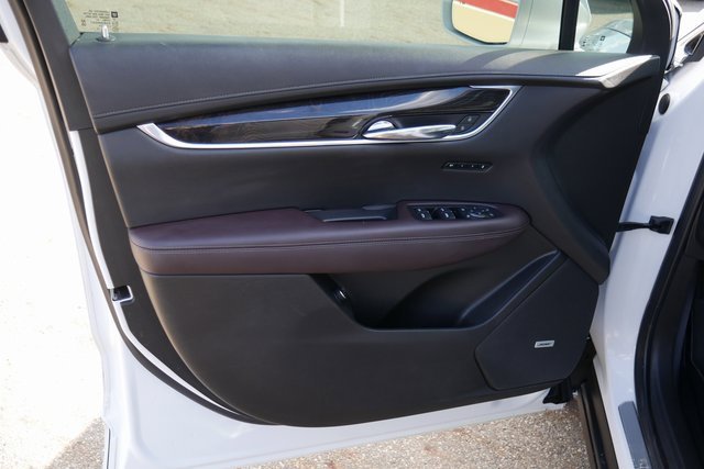 Used 2020 Cadillac XT6 Premium Luxury image 14