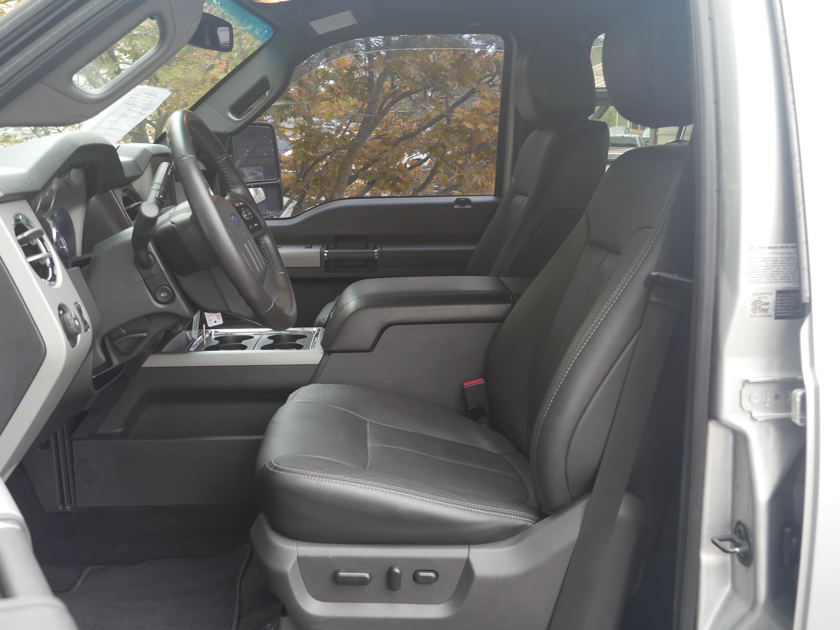 Used 2014 Ford F350 Lariat w/ Lariat Ultimate Package AWD/4WD image 3