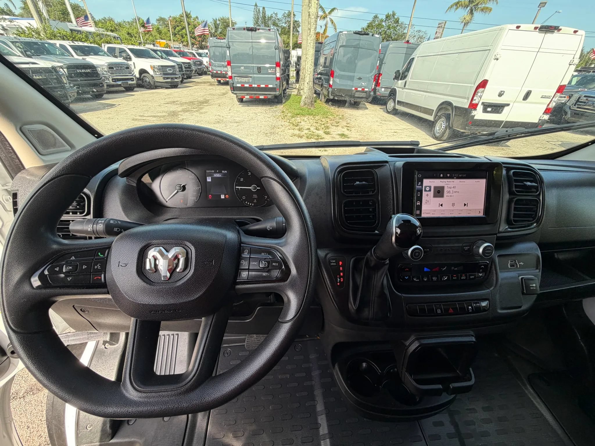 Used 2025 RAM ProMaster 2500 w/ Convenience Group FWD image 13