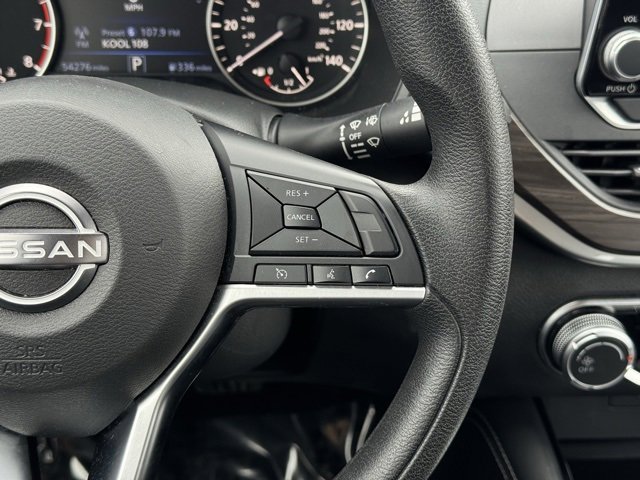 Used 2023 Nissan Altima 2.5 SV image 23