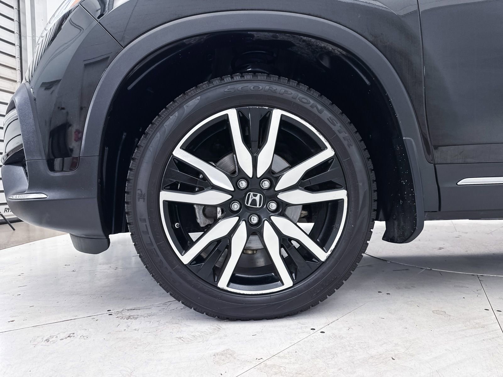 Used 2022 Honda Pilot Elite image 14