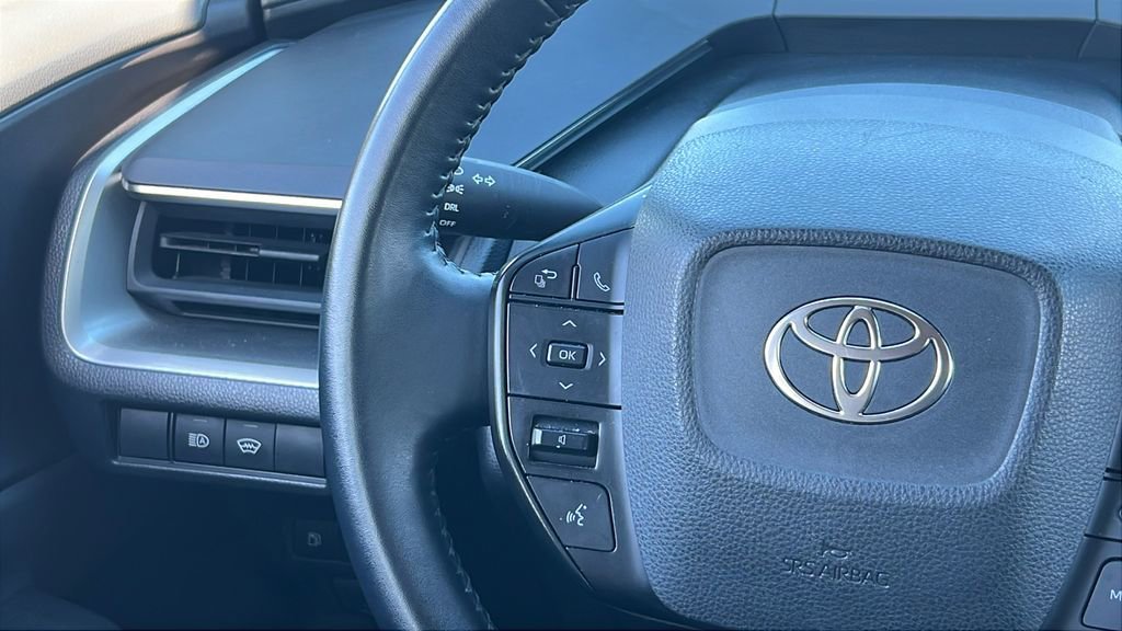 Used 2024 Toyota Prius LE image 27