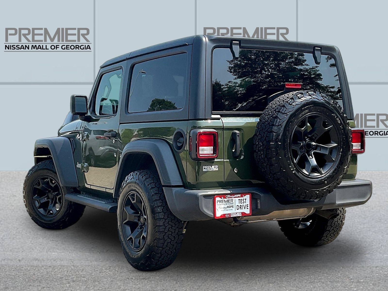 Used 2020 Jeep Wrangler Sport AWD/4WD image 5