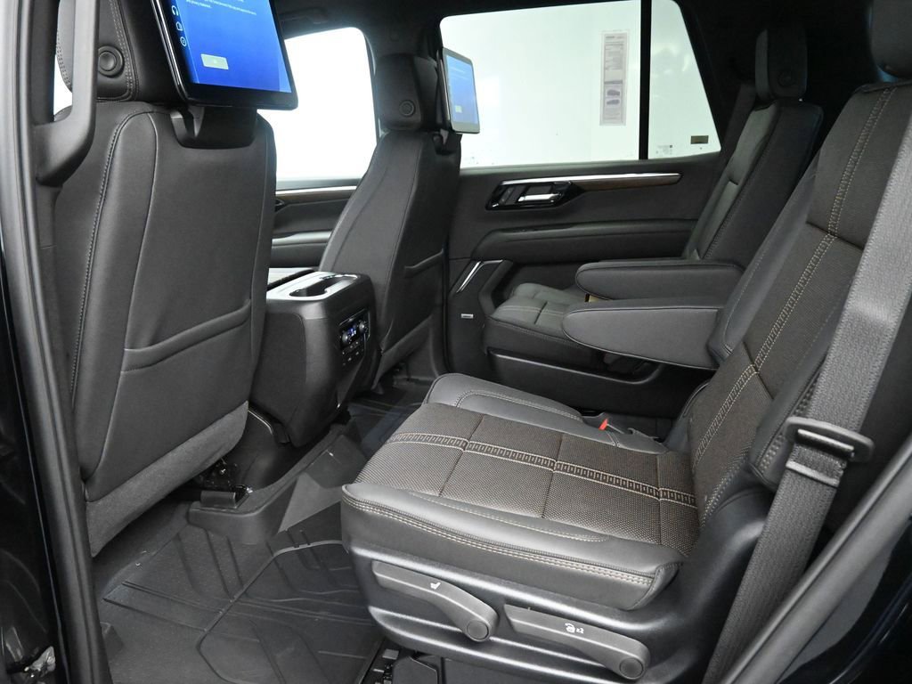 New 2026 Chevrolet Tahoe High Country AWD/4WD image 18
