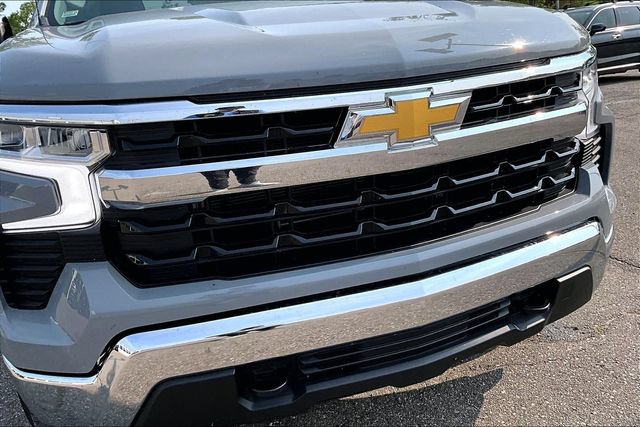 Certified 2024 Chevrolet Silverado 1500 LT AWD/4WD image 30