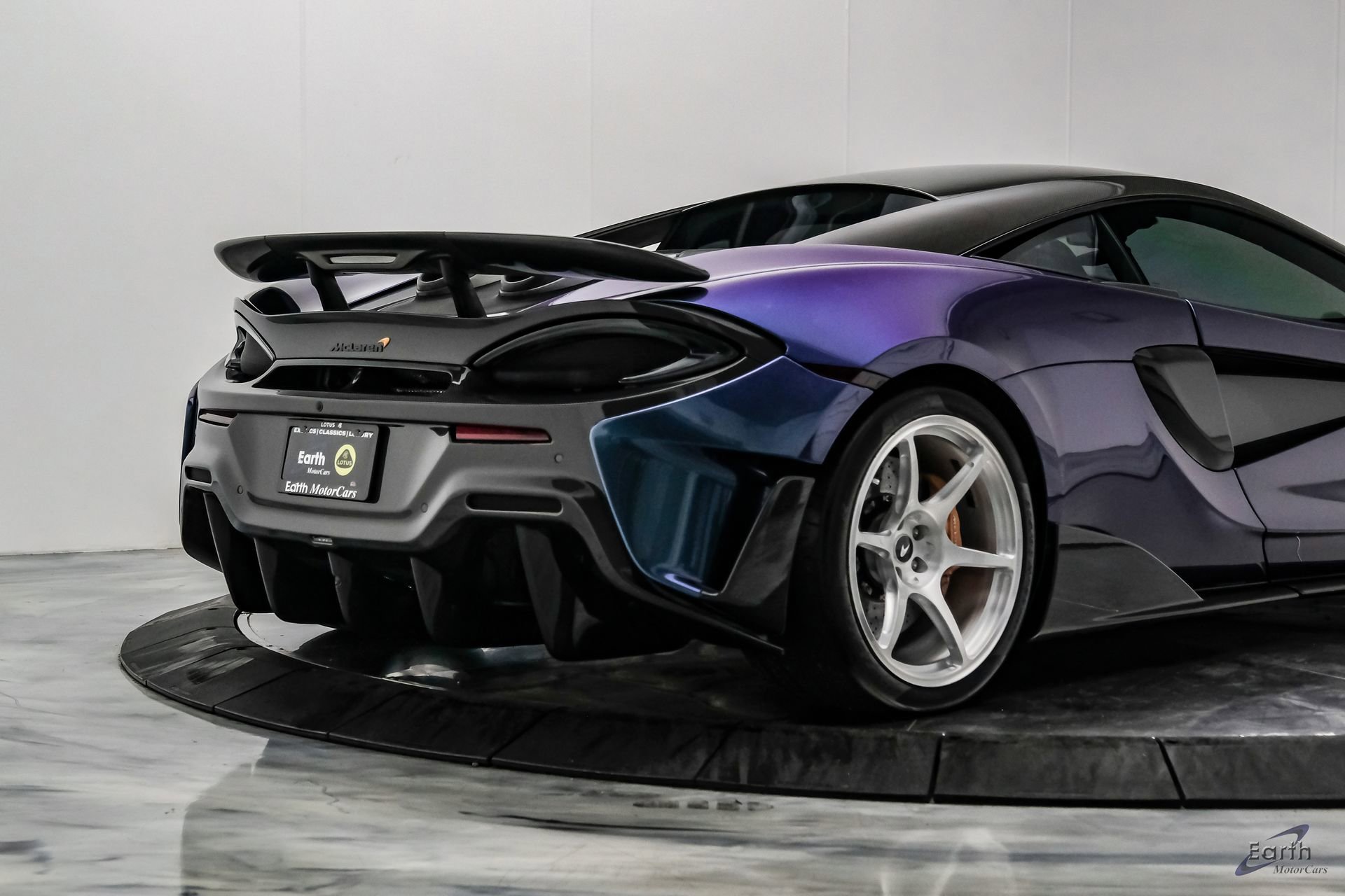 Used 2019 McLaren 600LT RWD image 22