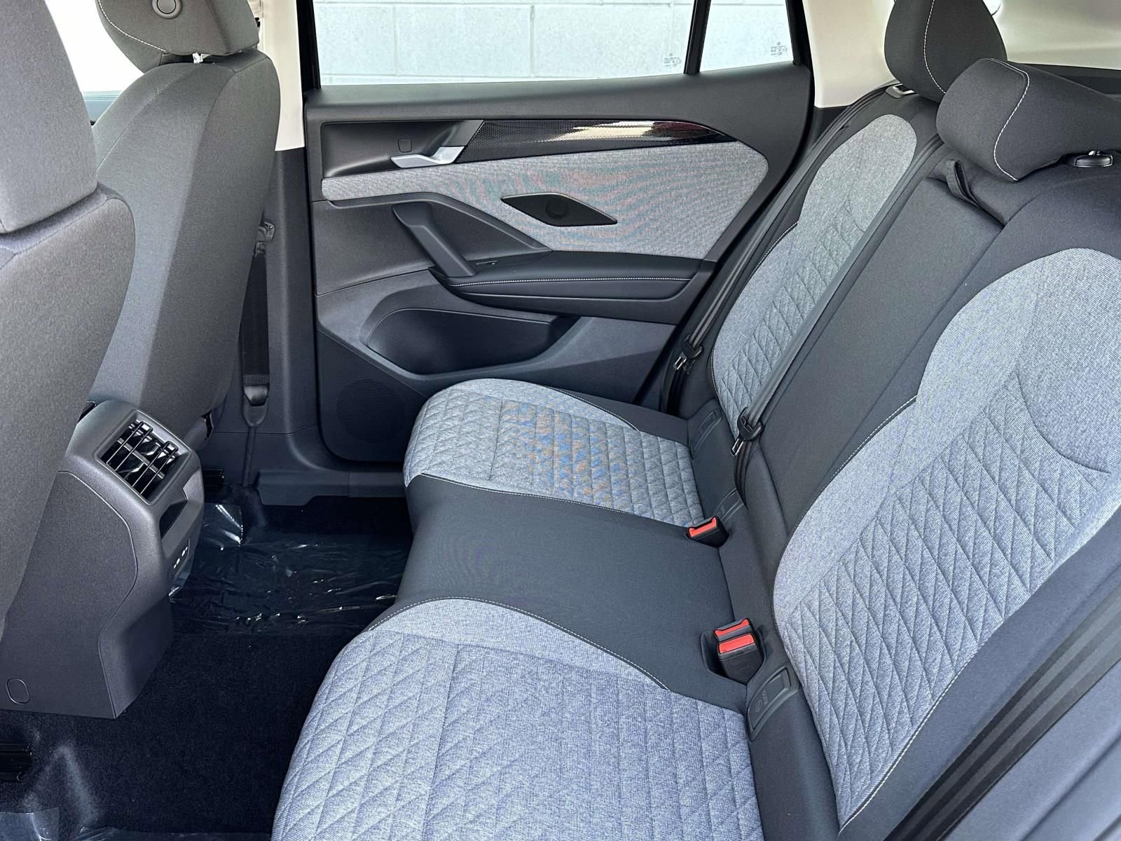 New 2026 Volkswagen Tiguan S image 13