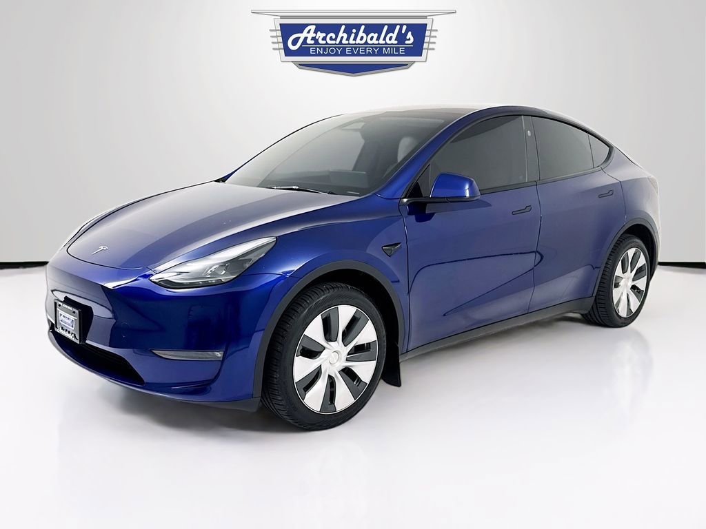 Used 2024 Tesla Model Y Long Range image 3