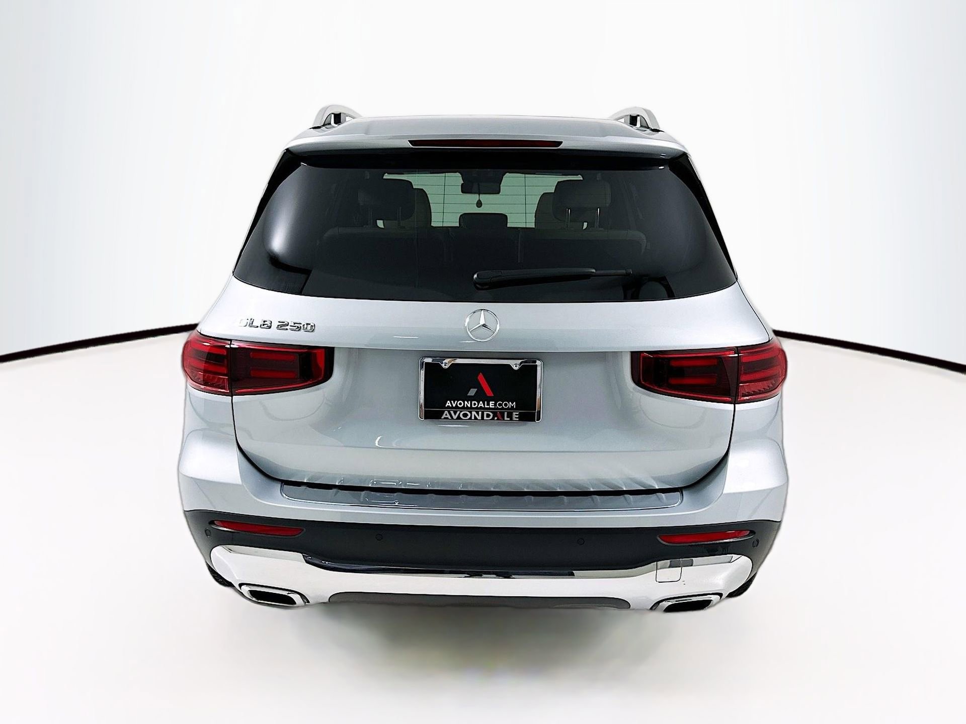 Used 2024 Mercedes-Benz GLB 250 image 7