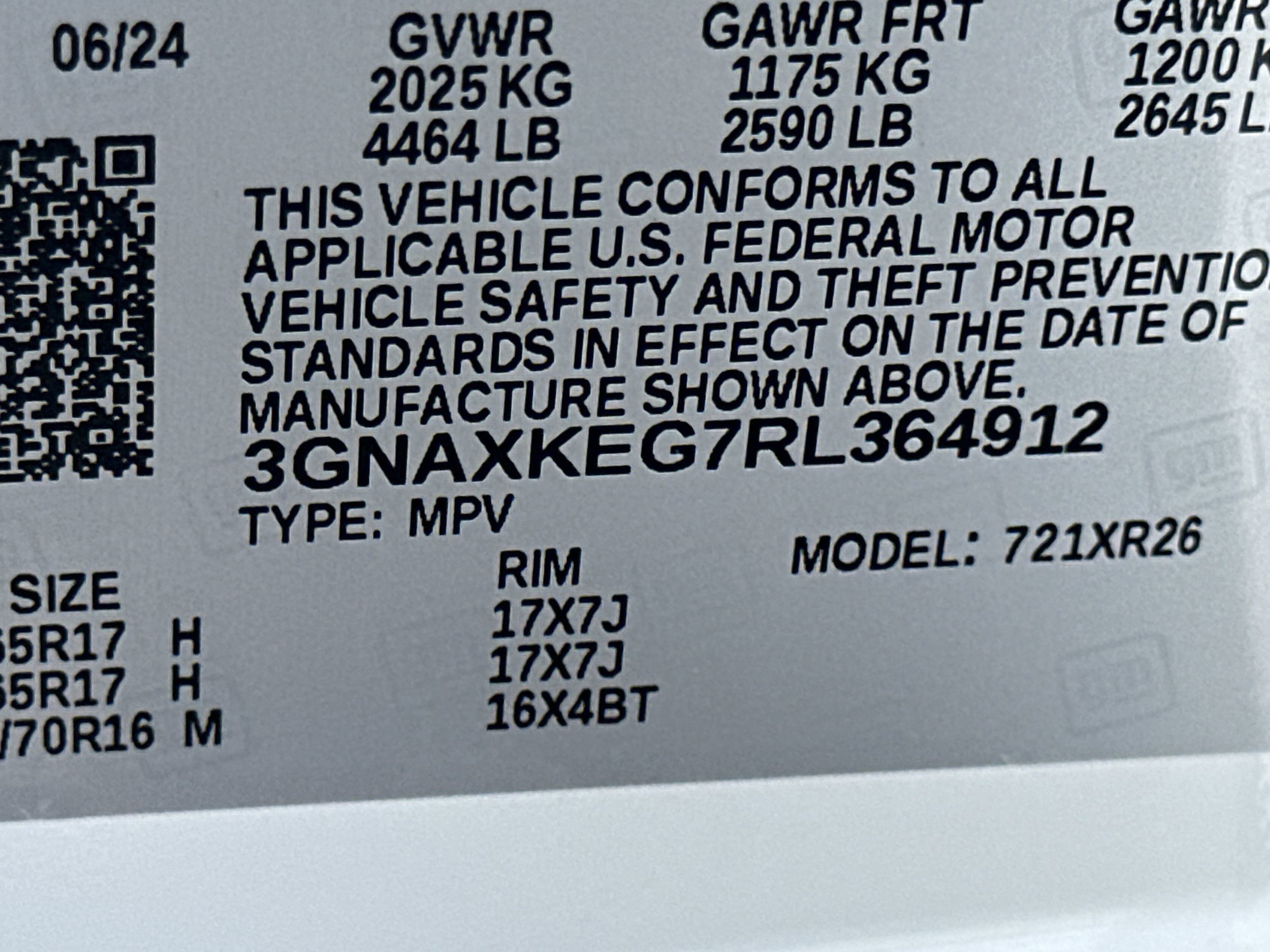 Used 2024 Chevrolet Equinox LT FWD image 30