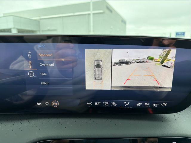 New 2026 Buick Enclave Avenir w/ Super Cruise Package AWD/4WD image 13
