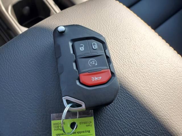 New 2025 Jeep Wrangler Sahara image 24