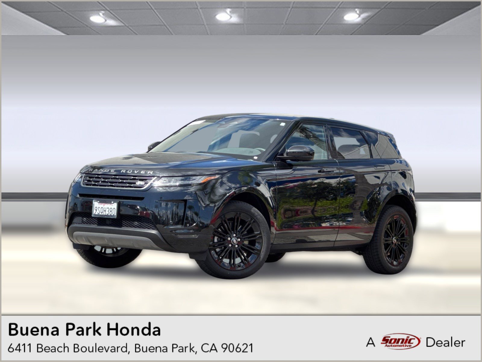Used 2025 Land Rover Range Rover Evoque S image 1