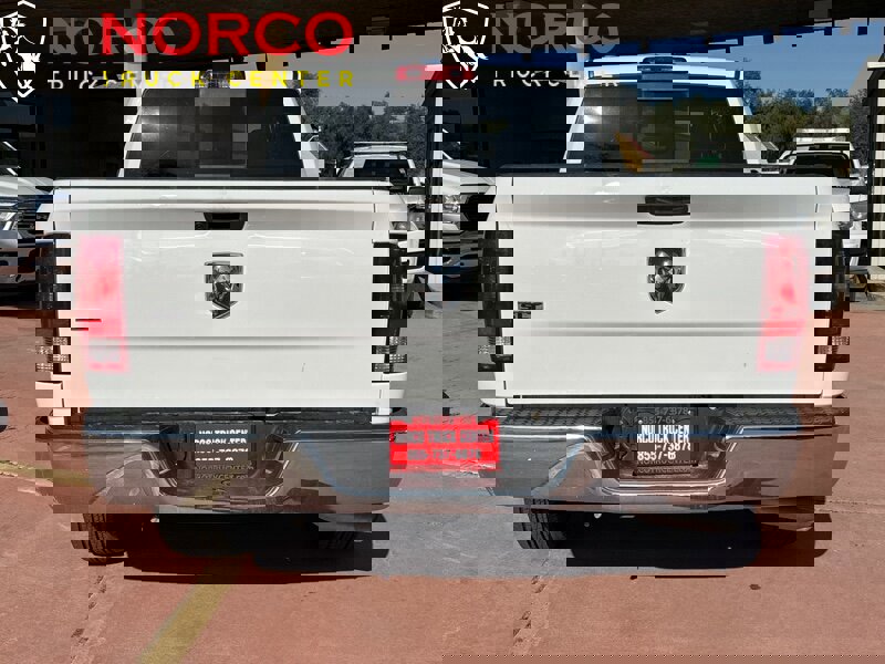 Used 2019 RAM 1500 Classic SLT image 7